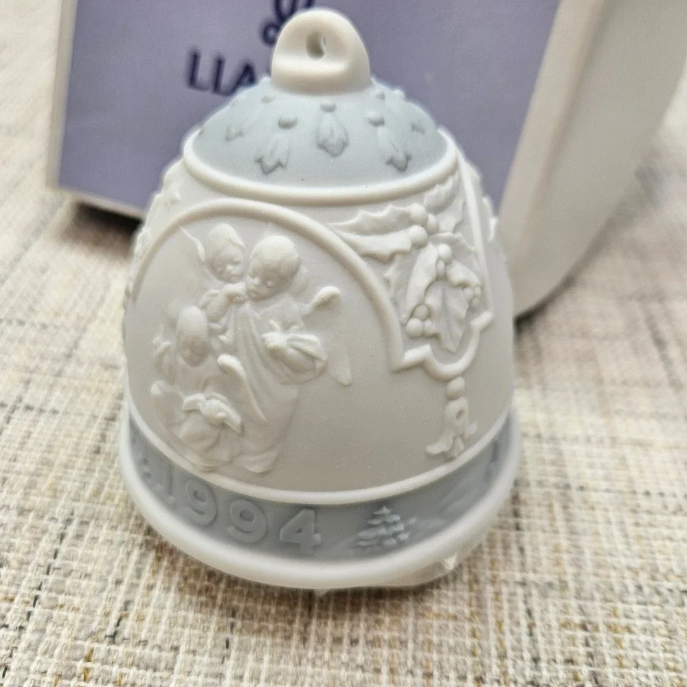 Lladro 1994 Christmas Bell Ornament 16139 Campana Navidad Porcelain Spain Boxed